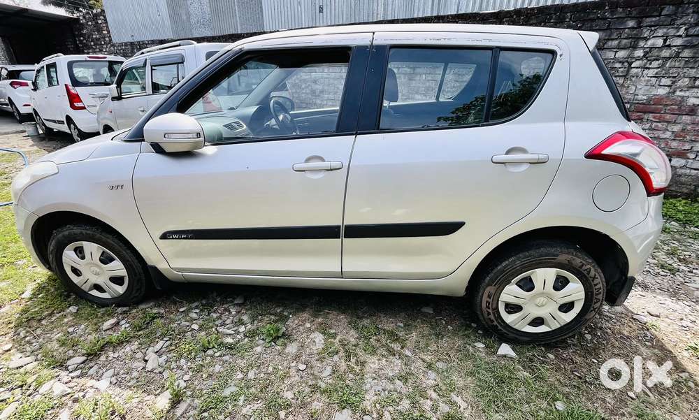Maruti Suzuki Swift 1.2 Vxi (o), 2016, Petrol