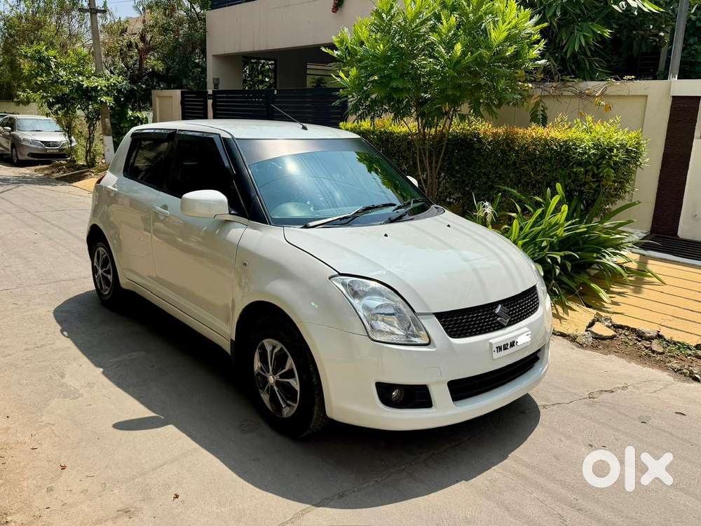 Maruti Suzuki Swift 1.2 Vxi (o), 2011, Petrol
