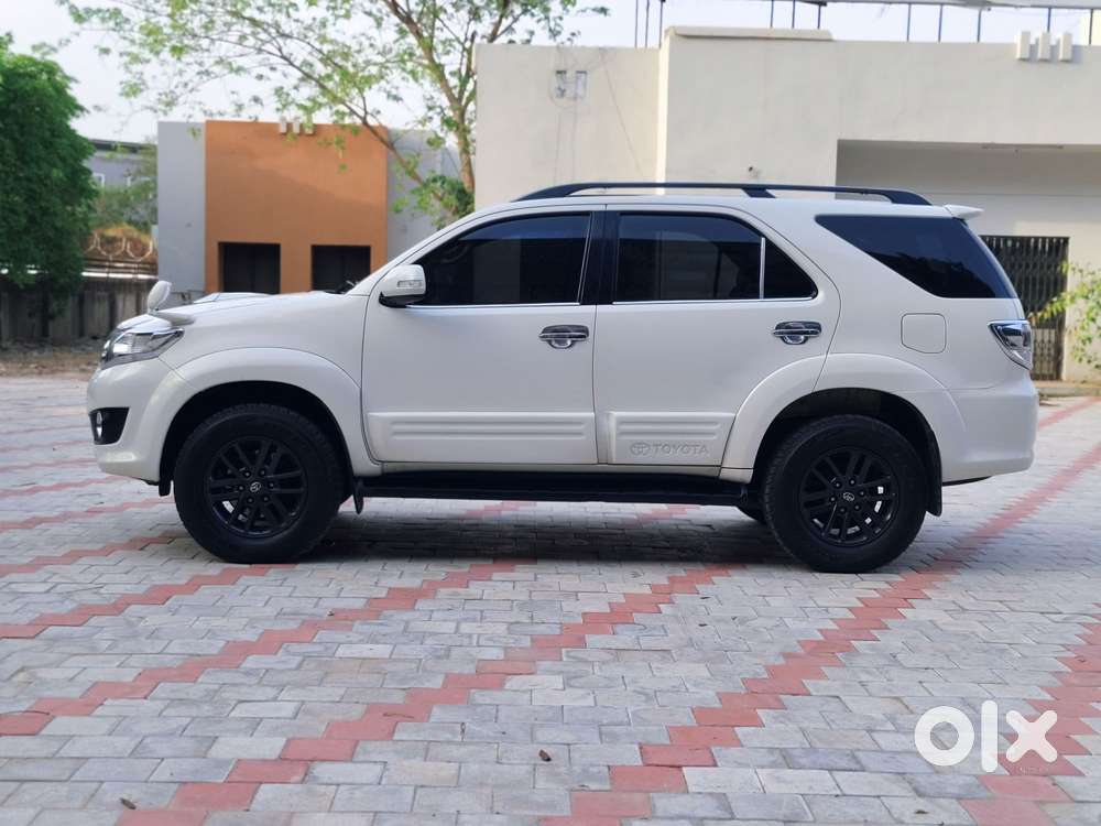 Toyota Fortuner 3.0 4x2 Mt, 2014, Diesel