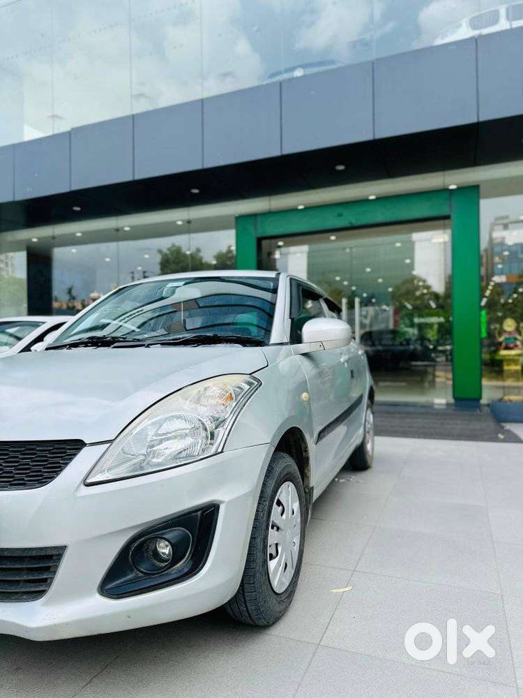 Maruti Suzuki Swift Vxi With Abs, 2016, Petrol