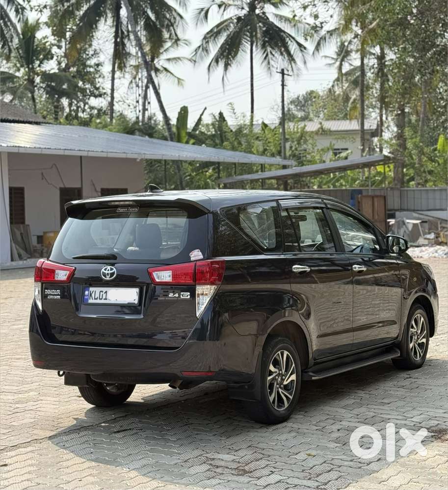 Toyota Innova Crysta [2020-ongoing] 2.4 Gx At 7 Str, 2021, Diesel