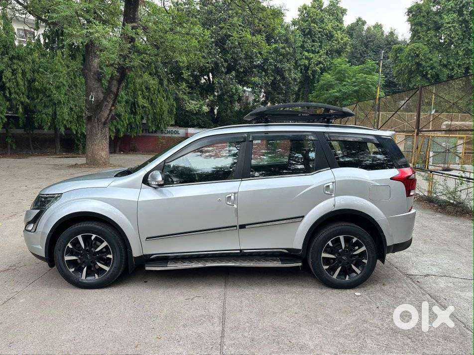 Mahindra Xuv500 W11 Option Awd, 2018, Diesel