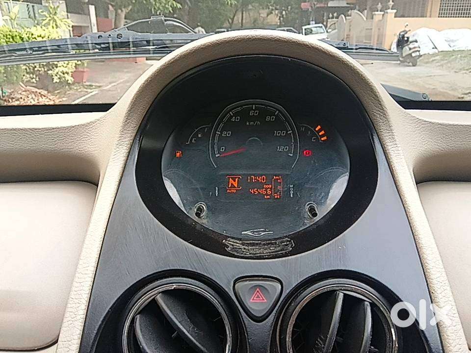 Tata Nano Genx Xta, 2015, Petrol