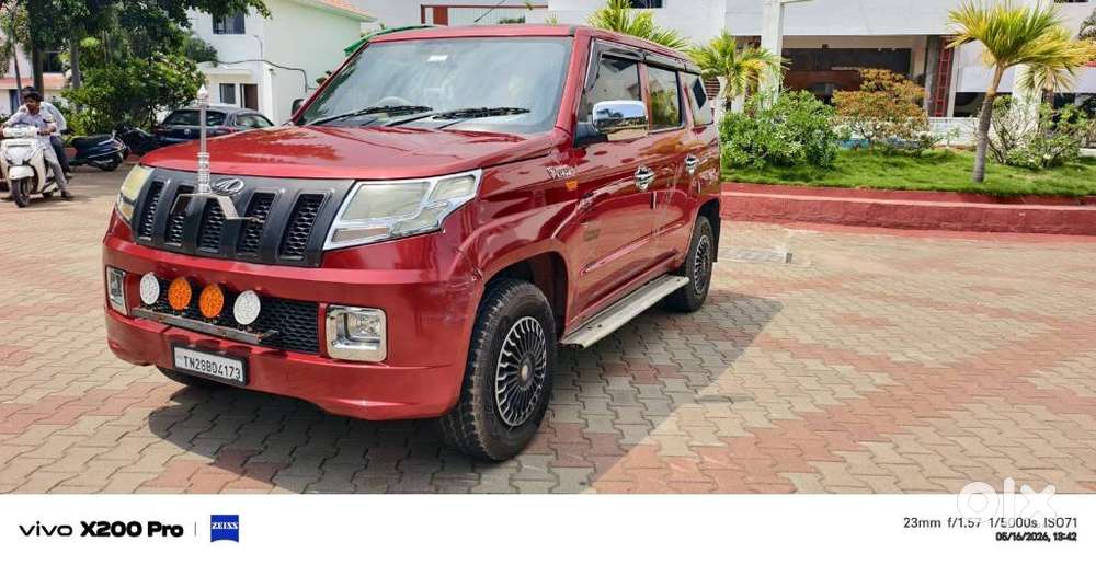 Mahindra Tuv 300 T4 Plus, 2016, Diesel