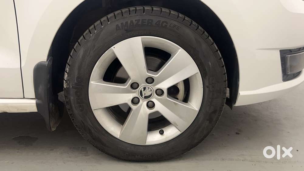 Skoda Rapid 1.0 Ambition Tsi, 2021, Petrol