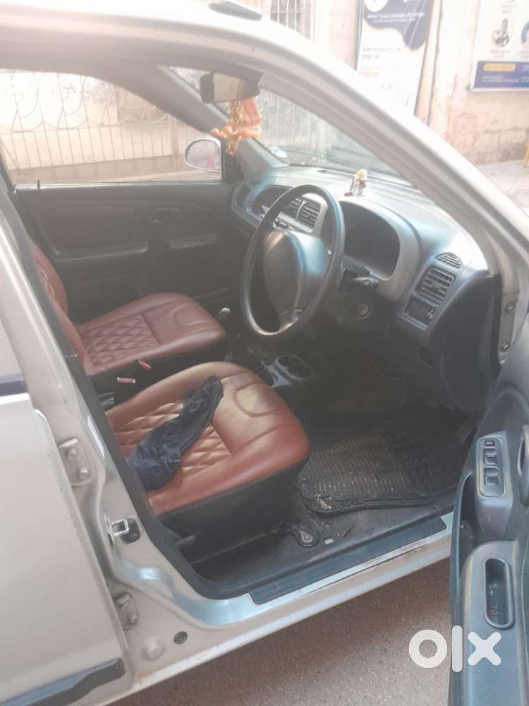 Maruti Suzuki Alto 0.8 Lxi (o), 2011, Petrol