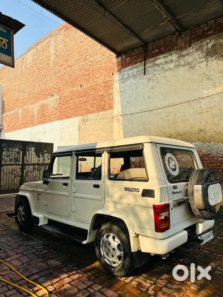 Mahindra Bolero Slx 2016 White  83,600 Km  Excellent Condition