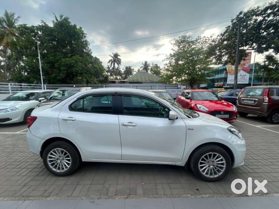 Maruti Suzuki Dzire 1.2 Vxi Amt, 2018, Petrol