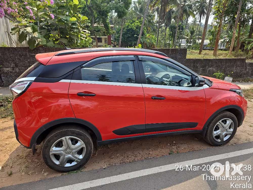 Tata Nexon Xm Petrol 2021