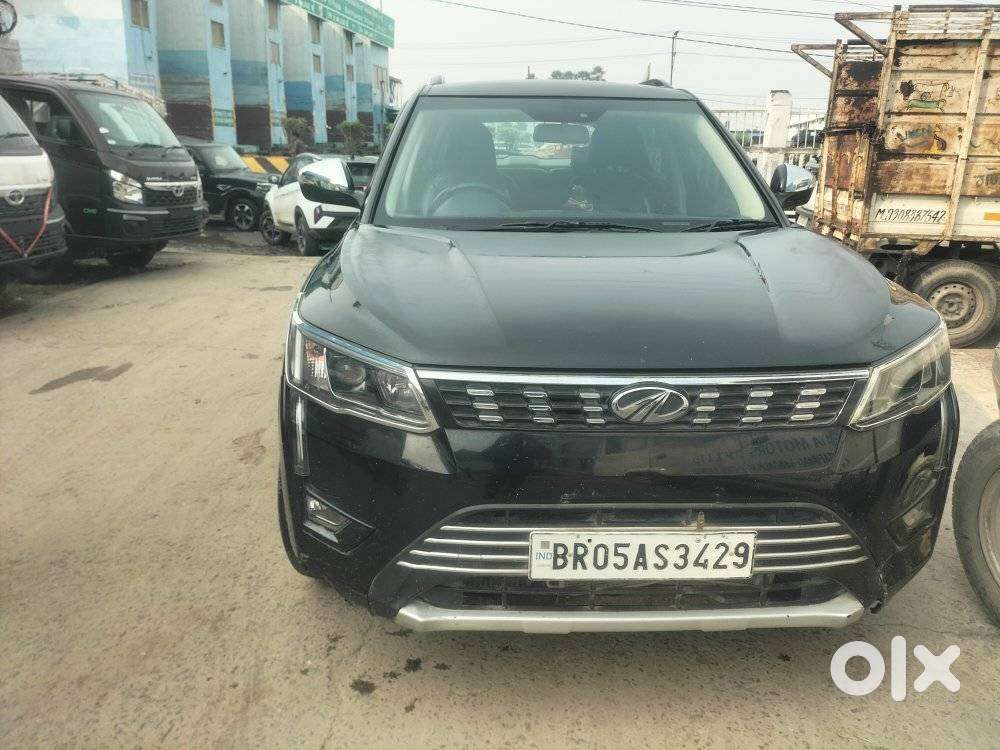 Mahindra Xuv300 W8, 2021, Petrol