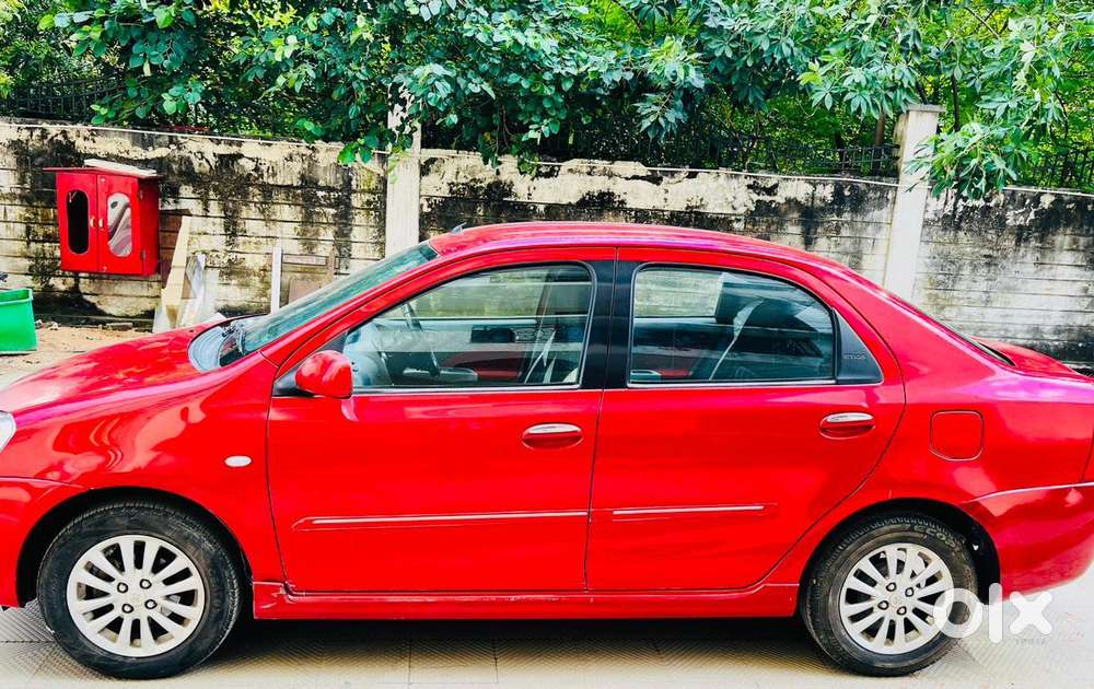 Toyota Etios Cross 1.2l G, 2011, Petrol