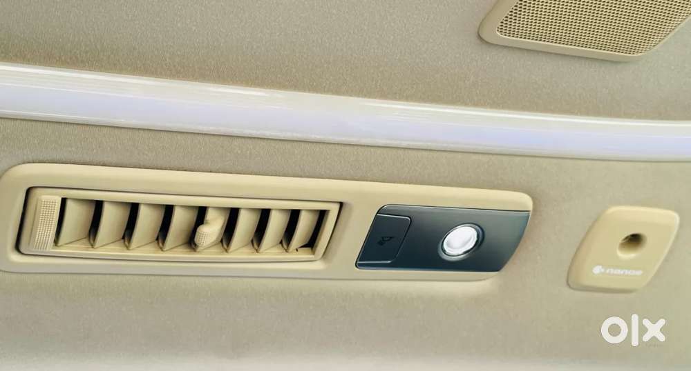 Toyota Vellfire Vip – Executive Lounge, 2023, Petrol
