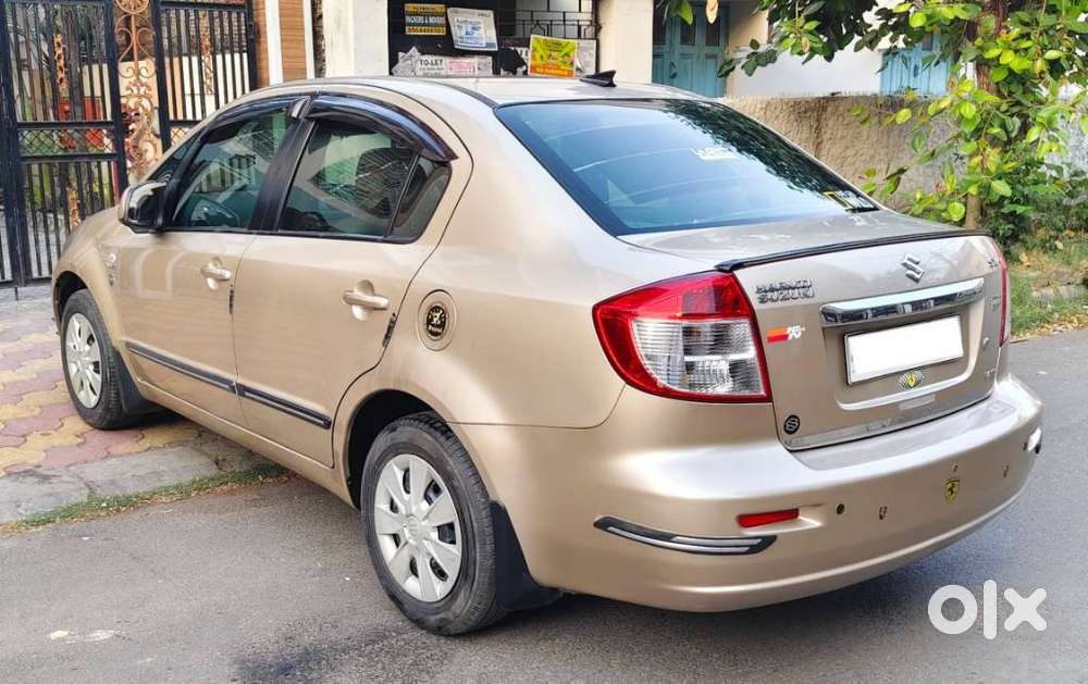 Maruti Suzuki Sx4 Vxi Bsiv, 2011, Petrol