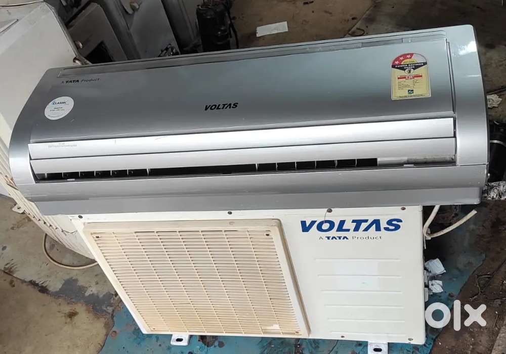 1 Ton split AC with warranty and good condition
