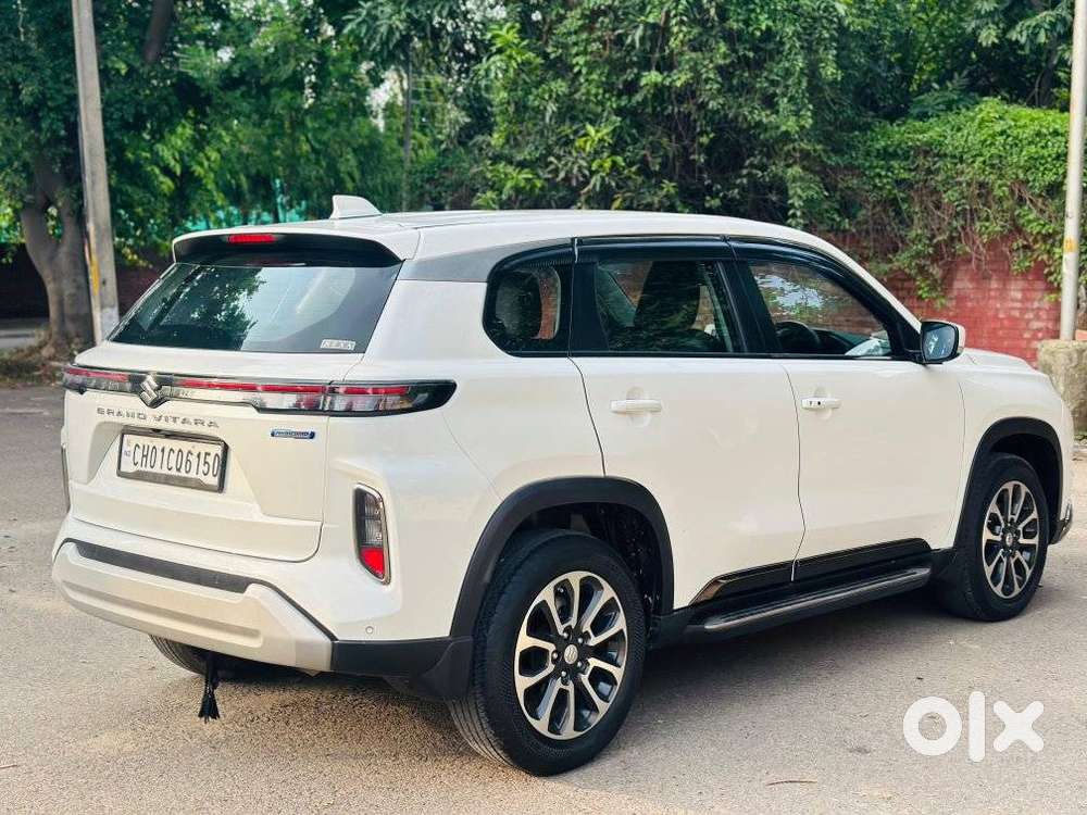 Maruti Suzuki Grand Vitara 1.5 Delta Smart Hybrid At, 2023, Petrol