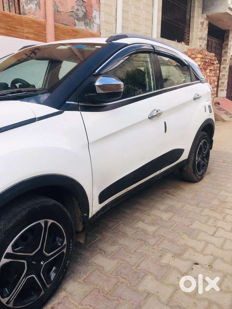 Tata Nexon Xm + S Feb 2023