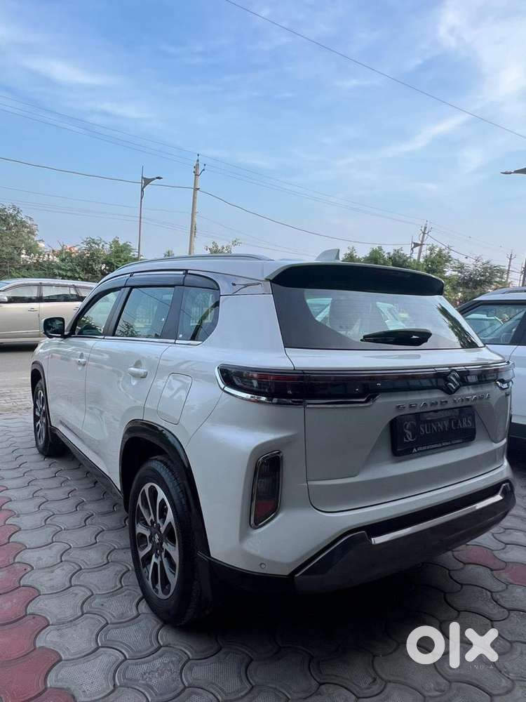 Maruti Suzuki Grand Vitara 1.5 Alpha Smart Hybrid Allgrip, 2024, Pet..