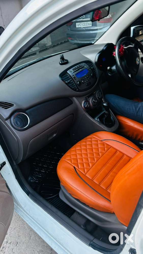 Hyundai I10 Sportz 2011