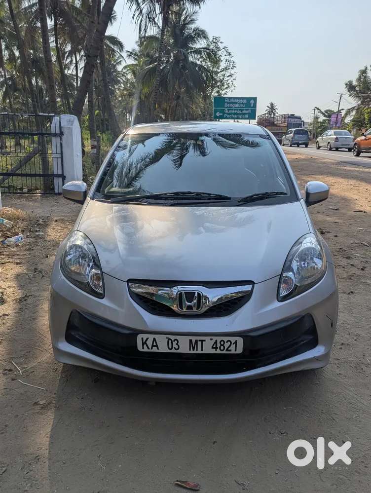 Honda Brio 2014 Petrol Well Maintained