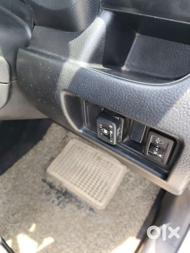 Swift Lxi Option 2012