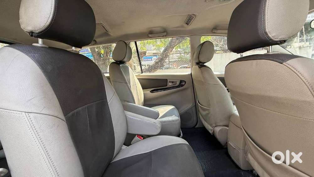 Toyota Innova 2.5 Z Diesel 7 Seater, 2013, Diesel