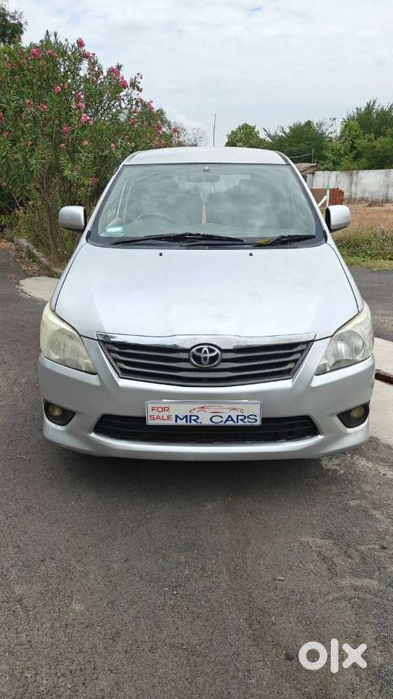 Toyota Innova 2.5 G (diesel) 8 Seater, 2013, Diesel
