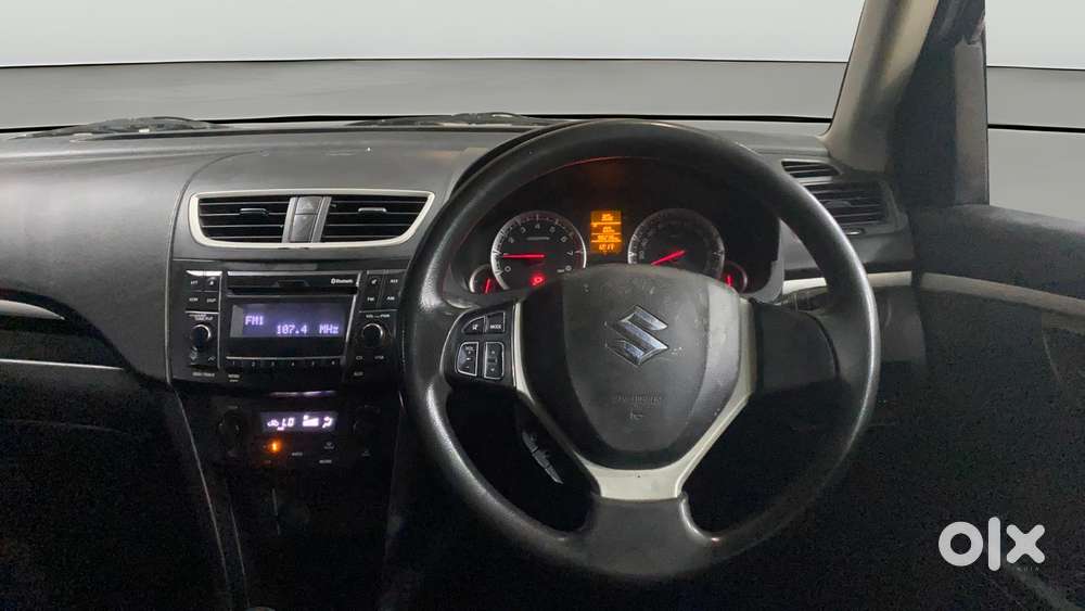 Maruti Suzuki Swift Zxi, 2015, Petrol