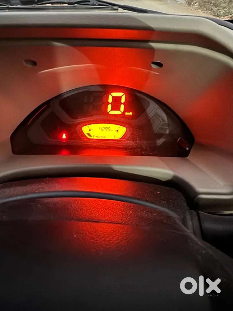 Maruti Suzuki Eeco 2025 Cng & Hybrids 4500 Km Driven