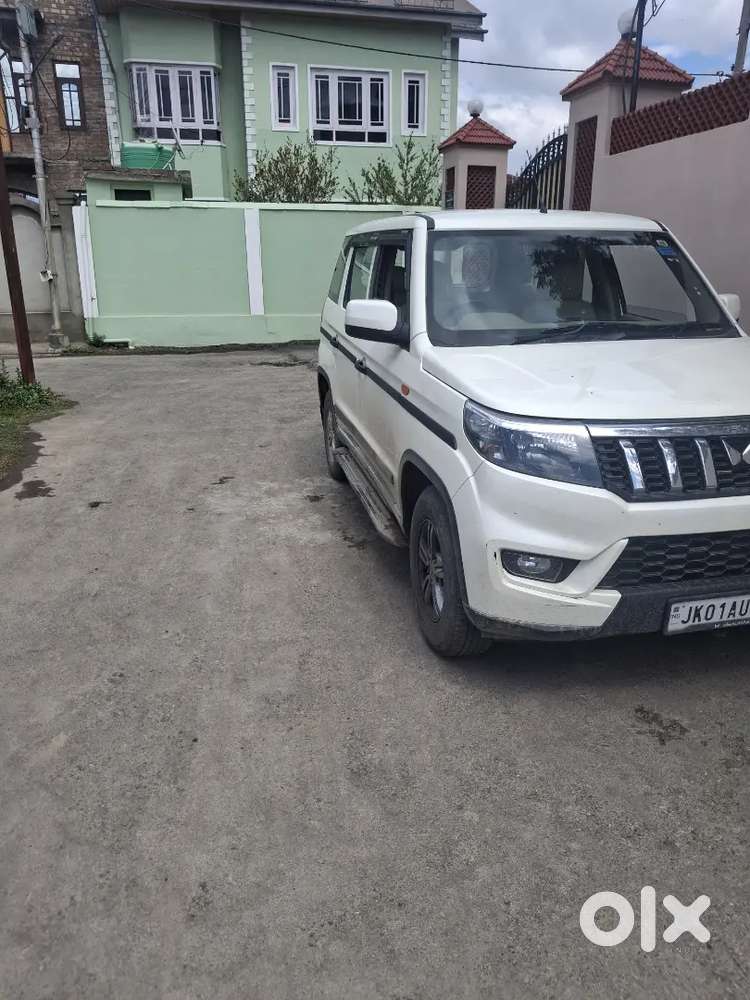 Mahindra Bolero Neo N10