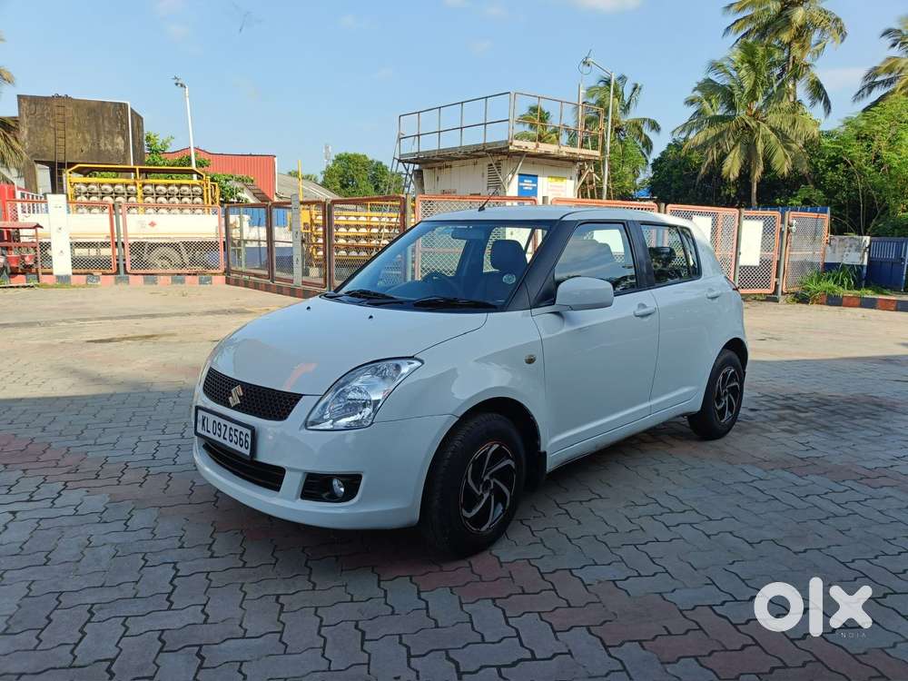 Maruti Suzuki Swift 2004-2010 Vxi Bsiv, 2010, Petrol