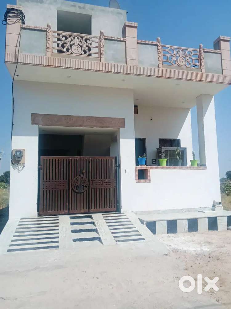20x45 sft area shaandar location and beautiful looking home