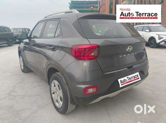Hyundai Venue S Turbo Dct, 2019, Petrol