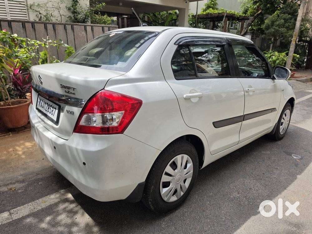 Maruti Suzuki Dzire 1.2 VXI, 2015, Petrol