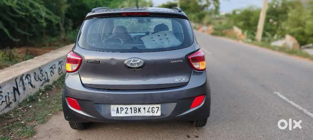 Hyundai Grand I10 Sportz 2016 Diesel
