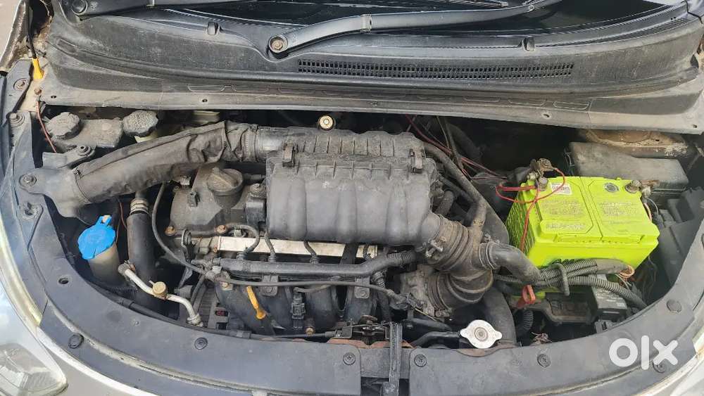 Hyundai I10 Sportz 2012