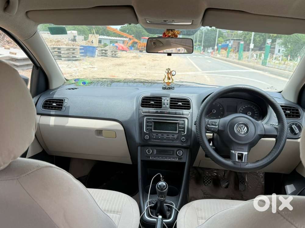 Volkswagen Polo Manual Petrol 2013