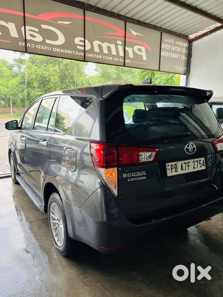 Toyota Innova Crysta 2.4 G Mt, 2022, Diesel