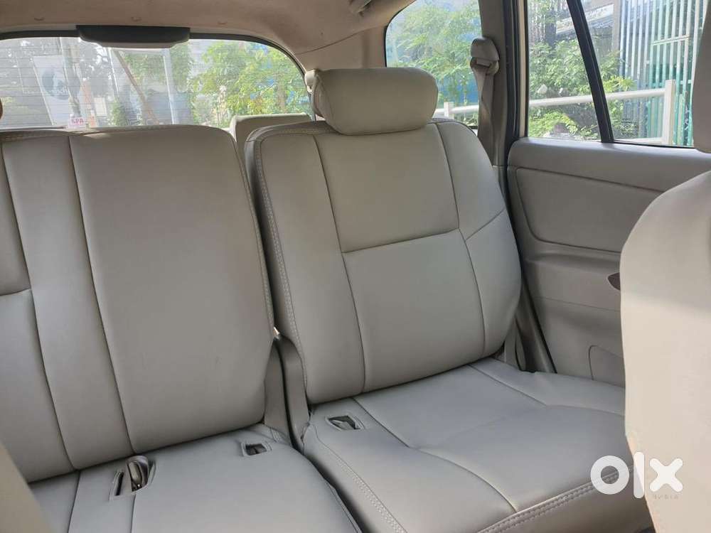 Toyota Innova 2013 Diesel Well Maintained