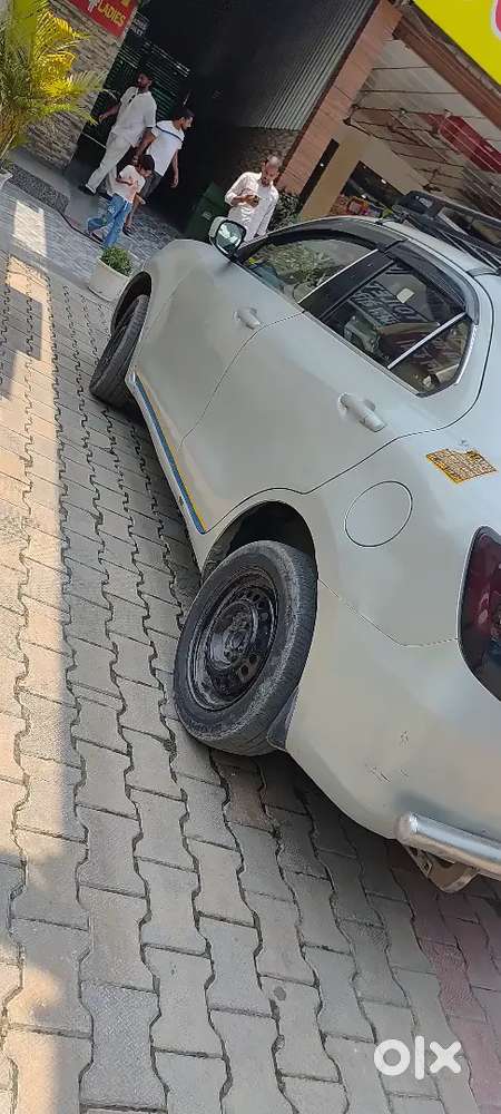 Taxi Swift Dzire Vdi