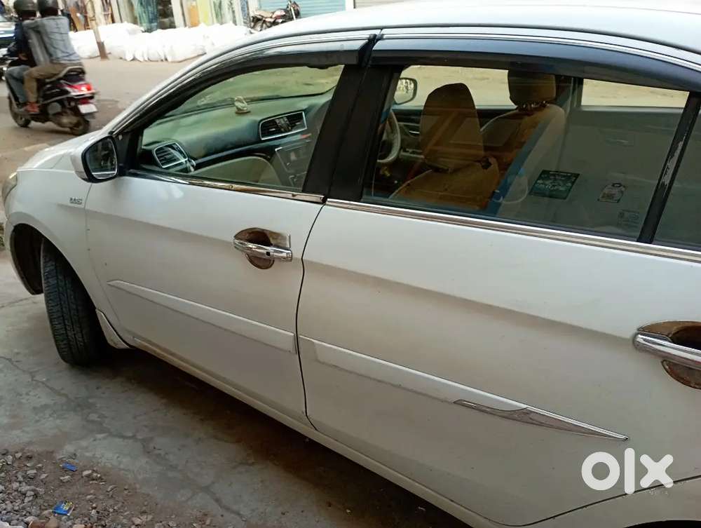 Maruti Suzuki Ciaz 2015 Diesel 68500 Km Driven