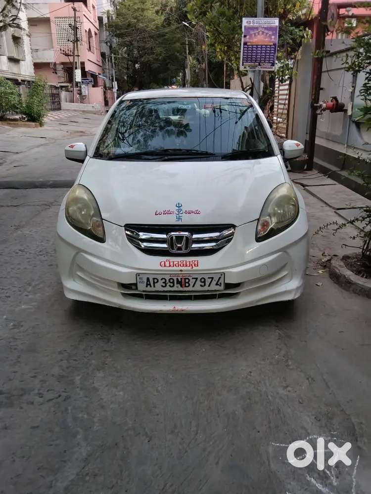 Honda Amaze 2nd Gen 2013 Diesel 70000 Km Driven