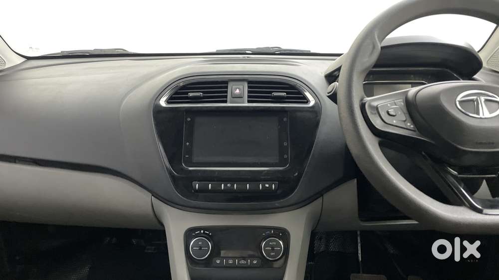 Tata Tiago Xza Plus, 2020, Petrol
