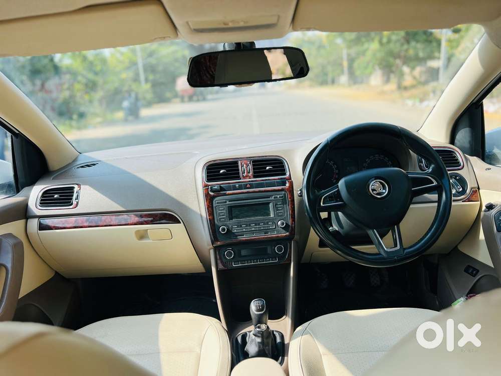 Skoda Rapid 1.6 Mpi Ambition, 2015, Diesel