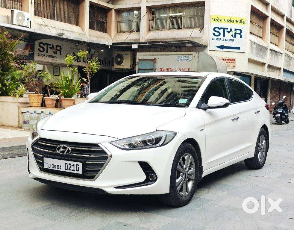 Hyundai Elantra 1.6 Sx Option At, 2018, Petrol