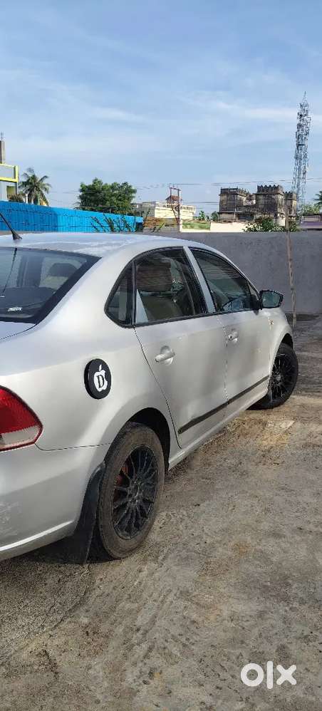Volkswagen Vento Petrol Manual 2010
