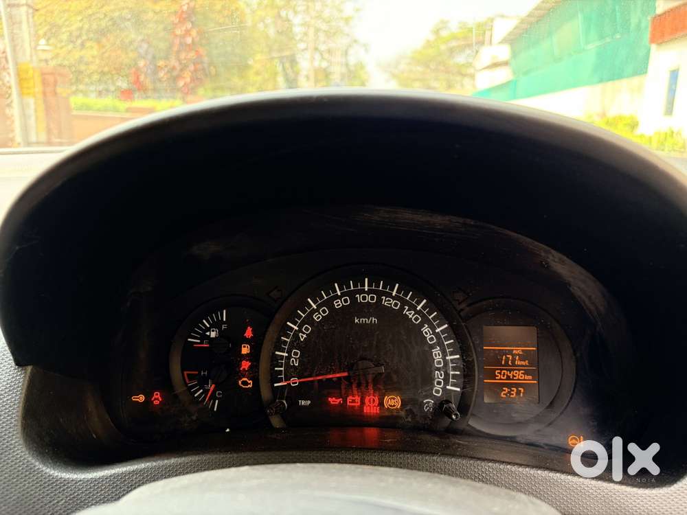 Maruti Suzuki Swift Lxi Option, 2017, Petrol