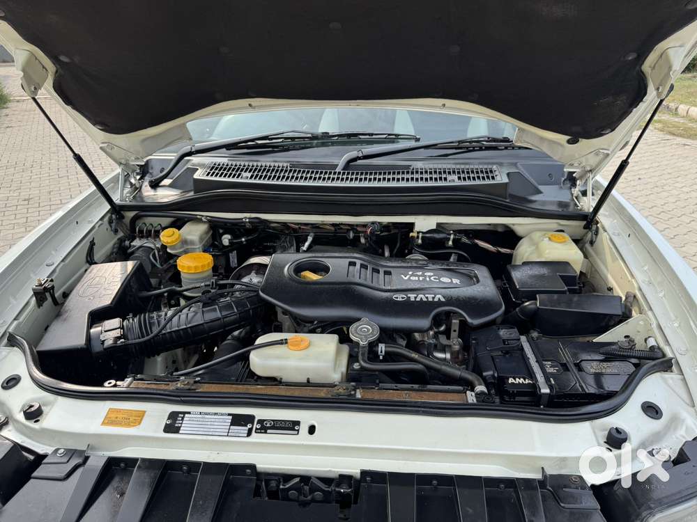 Tata Safari Storme Lx, 2014, Diesel