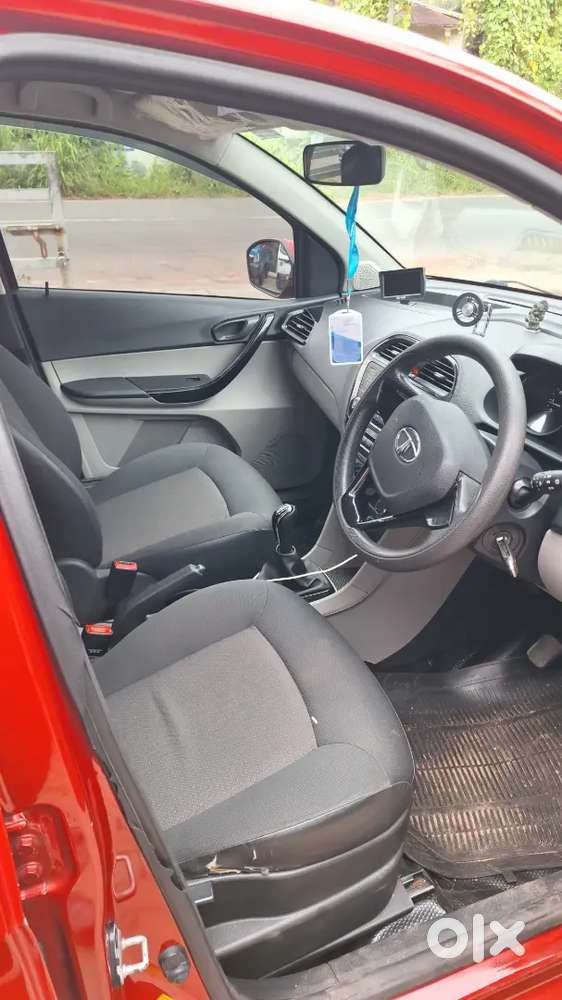 Tata Tiago 2018 Petrol 61920 Km Driven