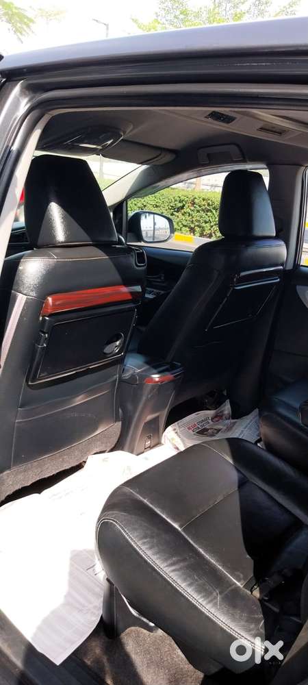 Toyota Innova Crysta Zx 2.4 Diesel 7 Seater, 2018, Diesel