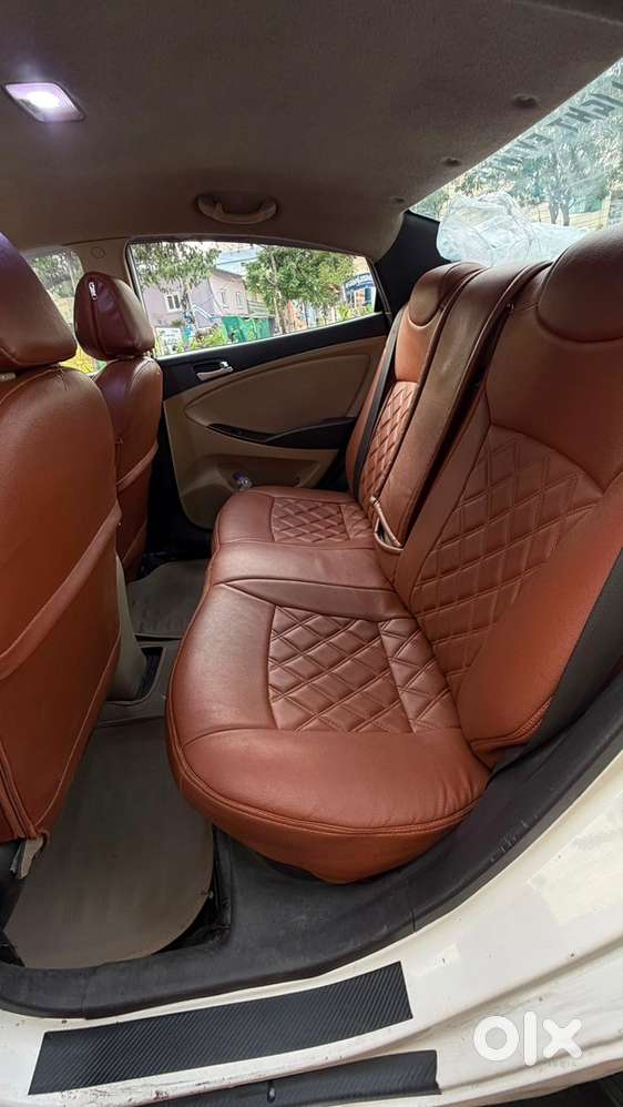 Hyundai Fluidic Verna 2015